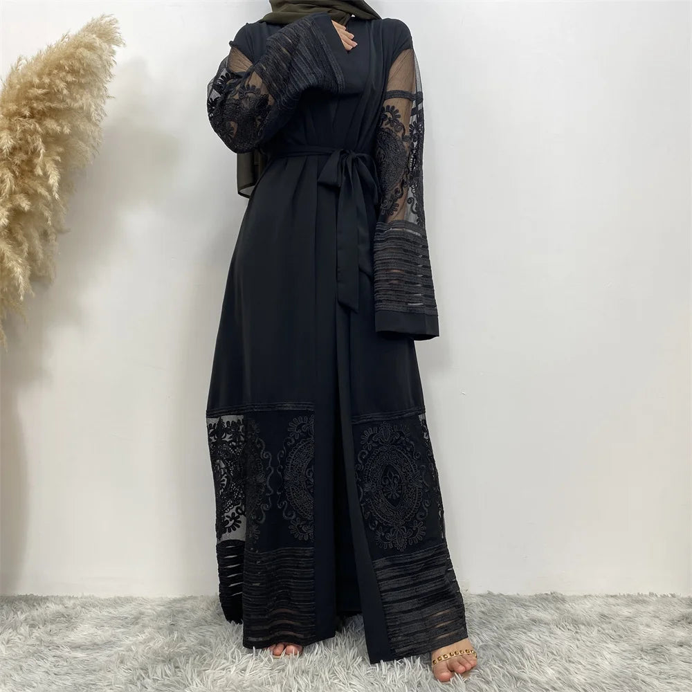 Abaya Femme Luxe Broderies Or – Élégance Royale et Raffinement