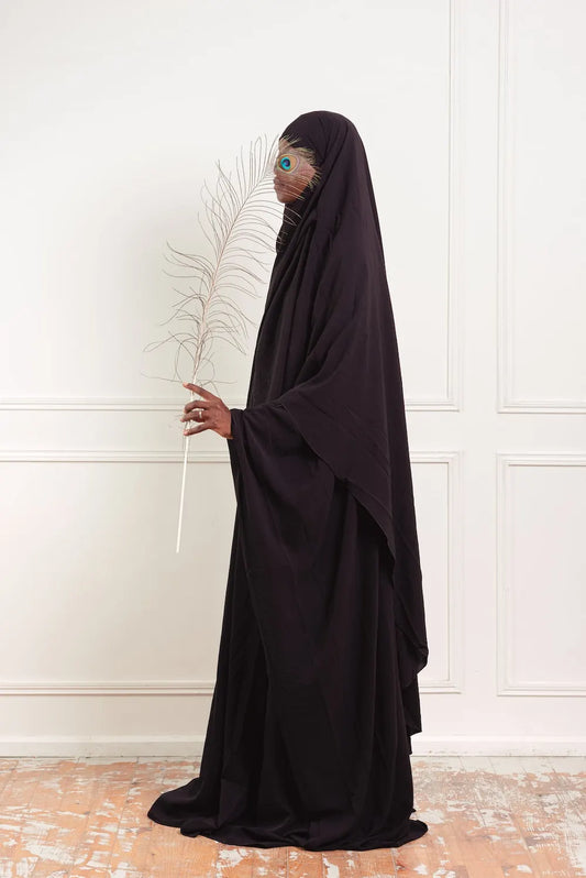 Quelle longueur d’abaya choisir ? Le guide pour une allure élégante et pratique