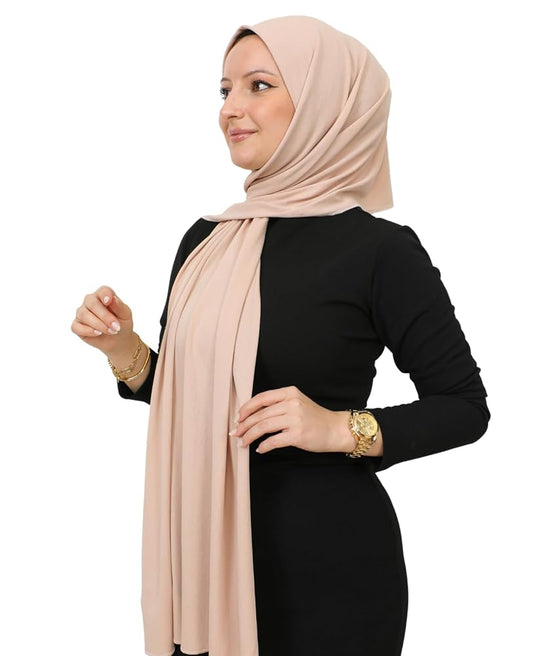 Peut-on porter un foulard tous les jours ?  Oui, à condition de bien le choisir