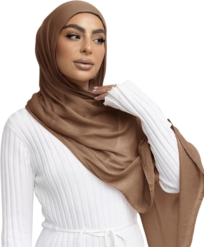 Quelle couleur de foulard pour un look minimaliste ?  Pureté, sobriété et cohérence visuelle