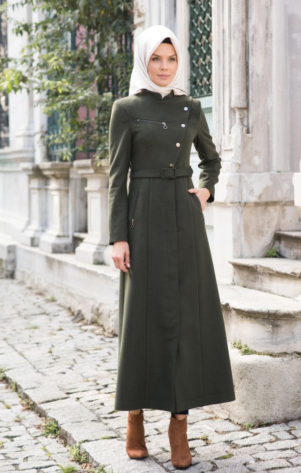 Quelle est la place de l’abaya dans la pudeur ? Sens, équilibre et modernité