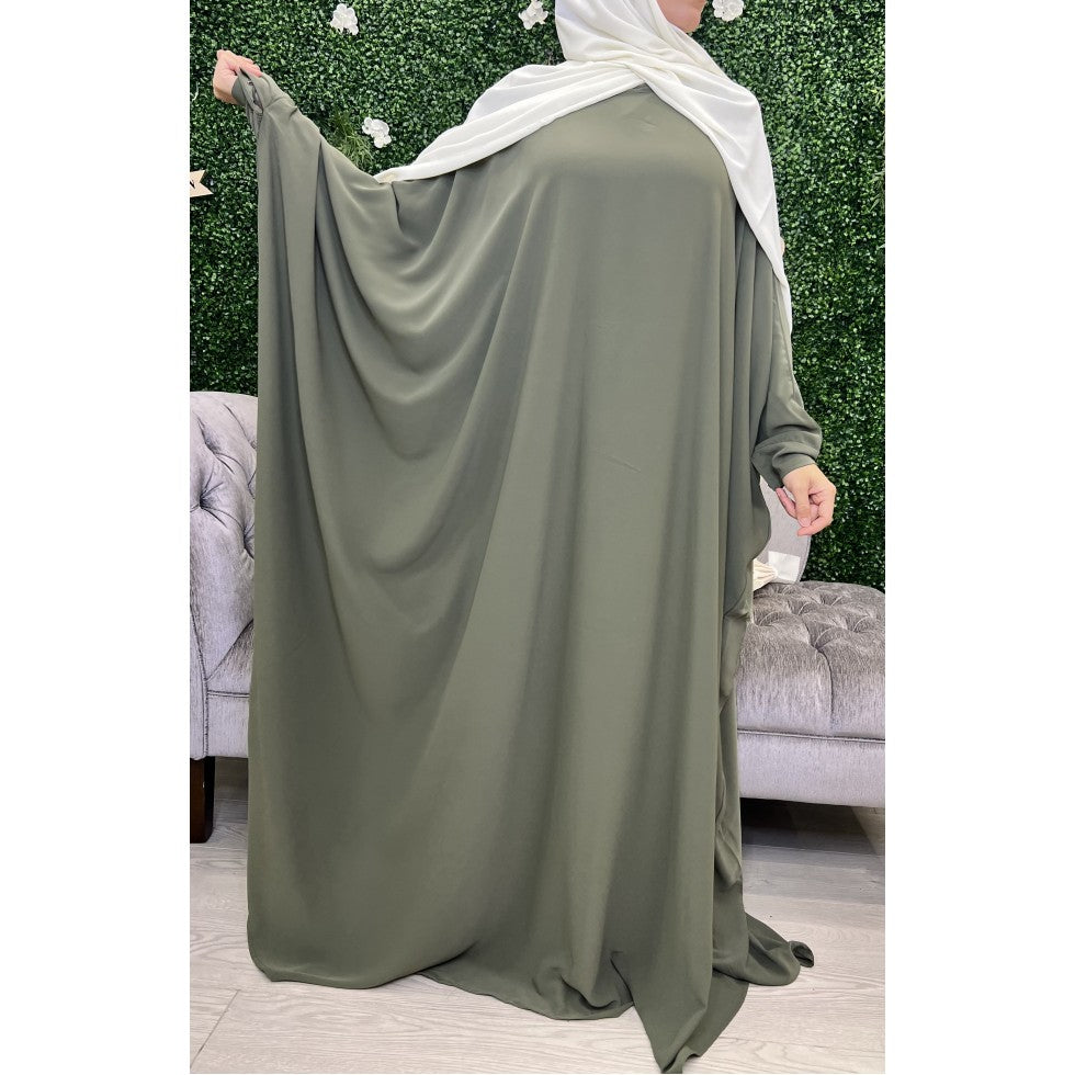 Pourquoi investir dans une abaya de qualité ? Un choix durable, élégant et rentable