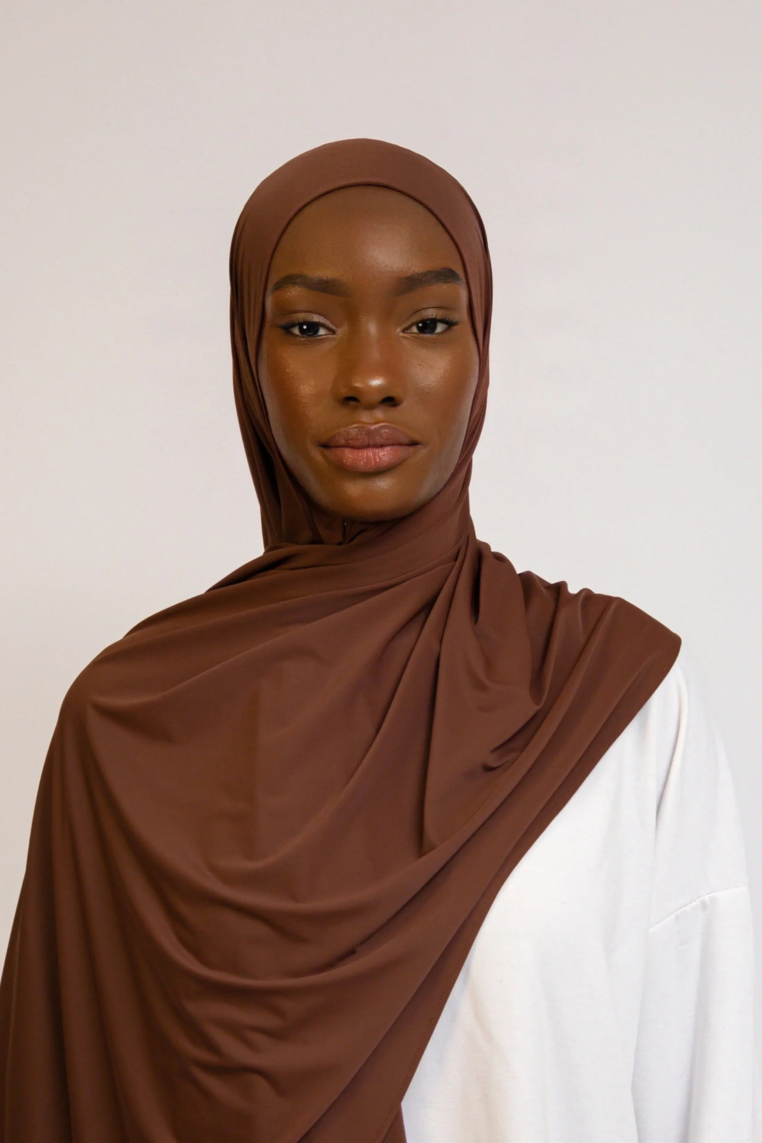 Comment draper un foulard facilement ? La méthode simple, rapide et élégante