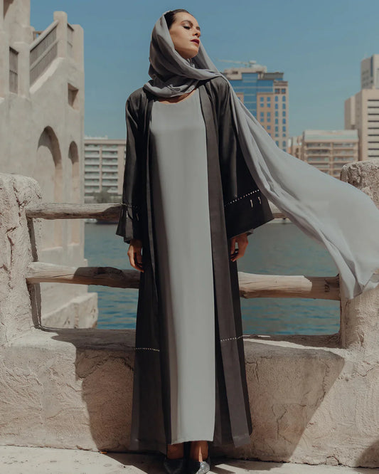 Peut-on laver une abaya en machine ? Oui, avec les bonnes précautions