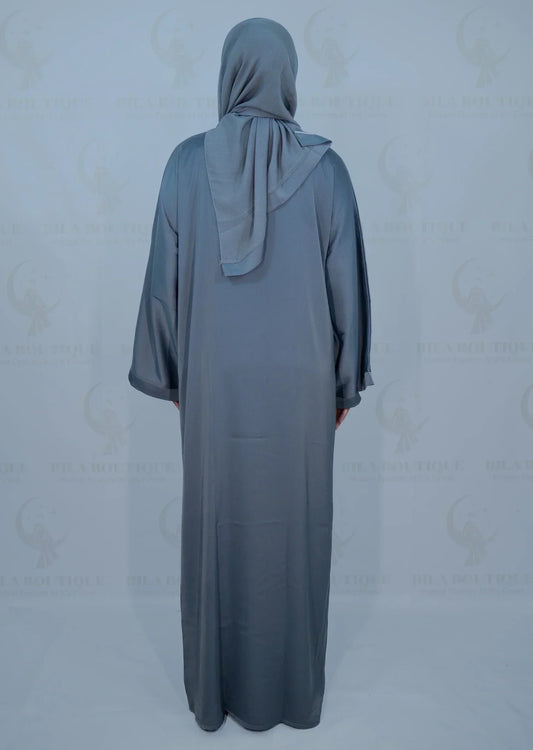Quelle abaya porter pour le travail ? Élégance professionnelle et confort au quotidien
