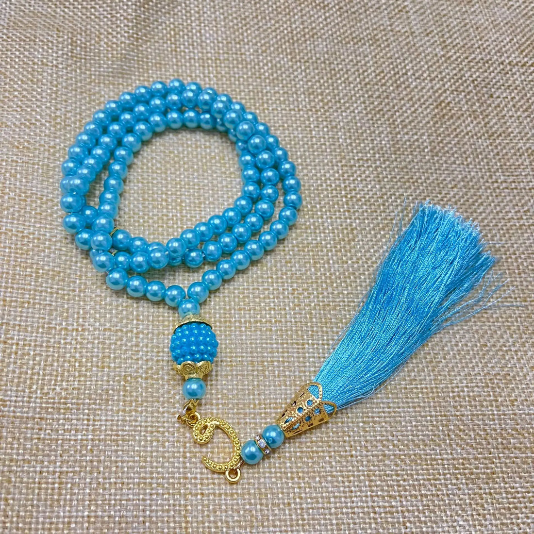 Peut-on faire le dhikr en marchant avec un chapelet ?
