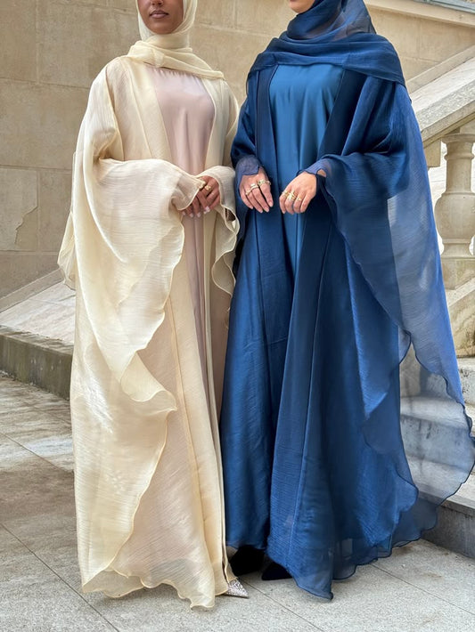 Qu’est-ce qu’une abaya kimono ? Le parfait équilibre entre modernité et élégance