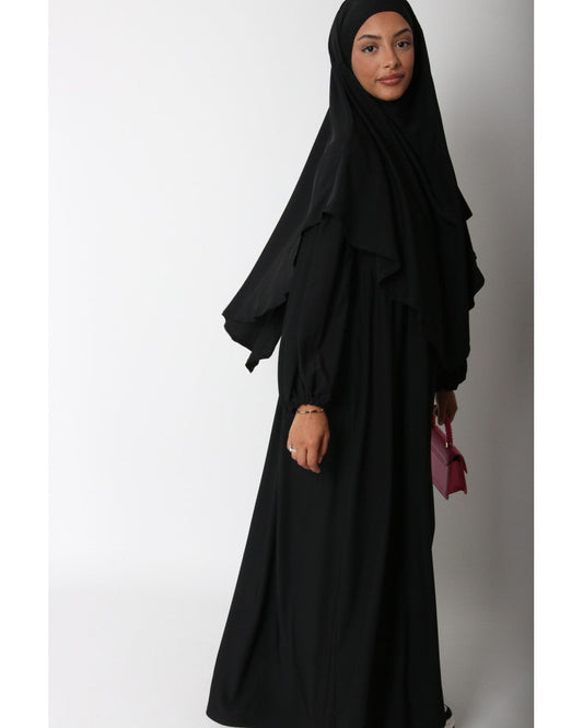 Comment ranger une abaya ? Les bonnes méthodes pour la garder impeccable