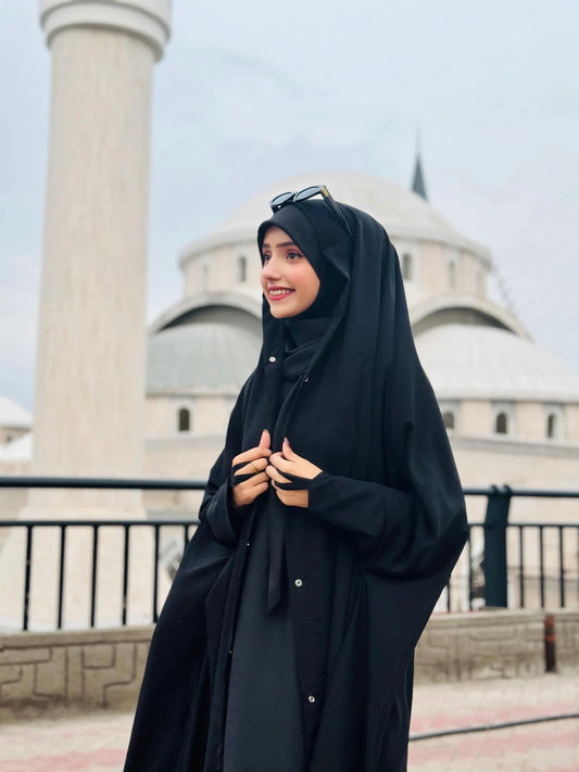Quelle couleur de foulard pour l’hiver ?  Chaleur visuelle, élégance et profondeur
