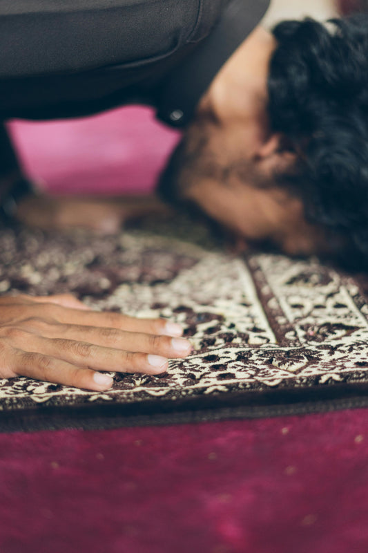 Quelle est la signification du tapis de prière en islam ?