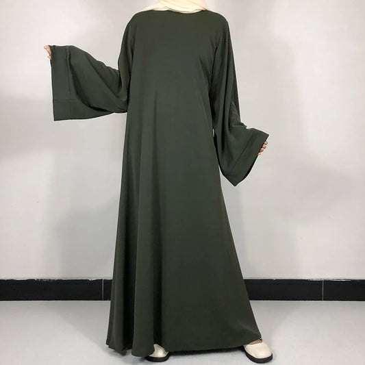 Abaya Femme Minimaliste Chic – Élégance Essentielle & Confort Fluide