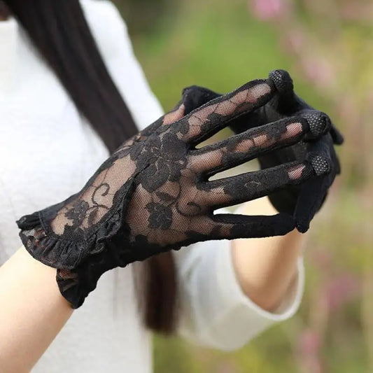 Gants Courts en Dentelle Noire