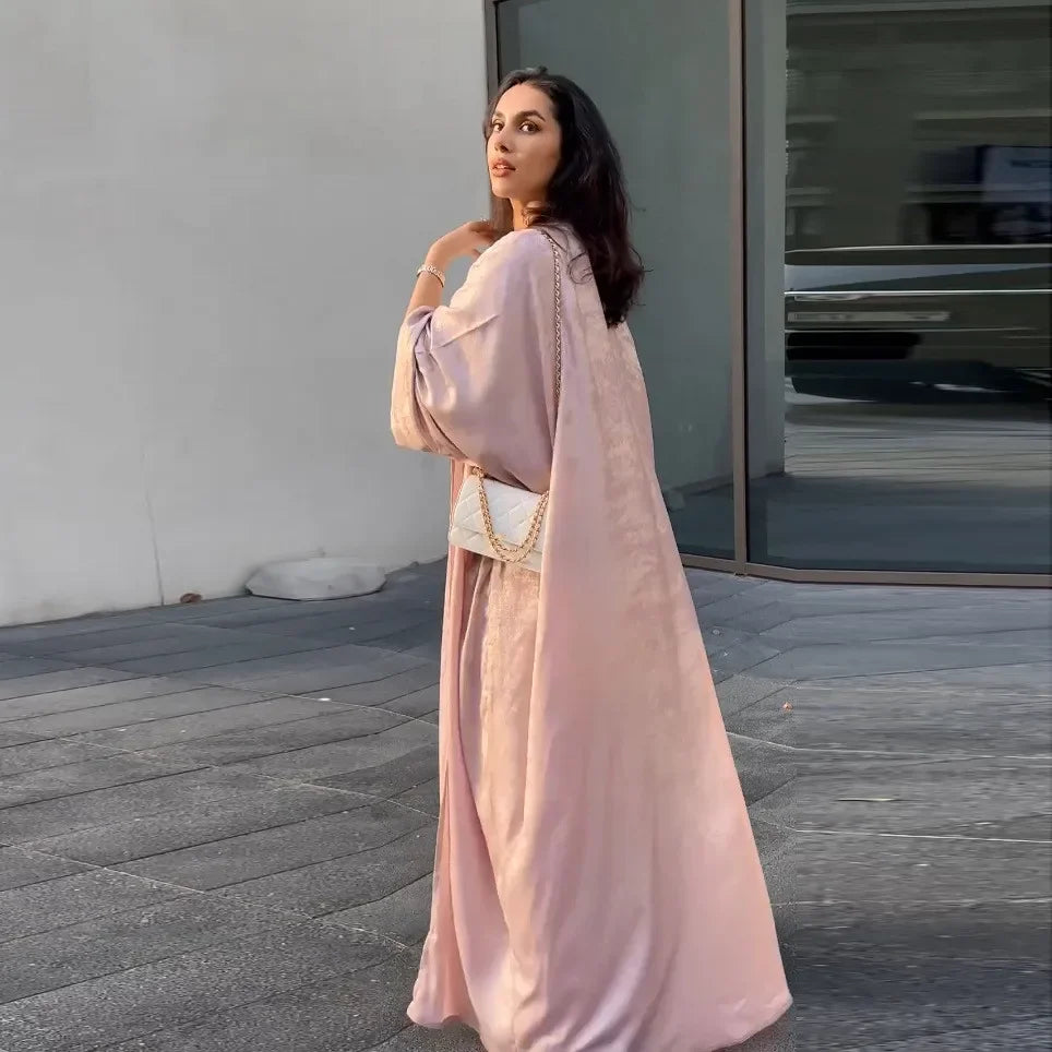 Abaya Femme Kimono Satin – Élégance Fluide et Raffinée