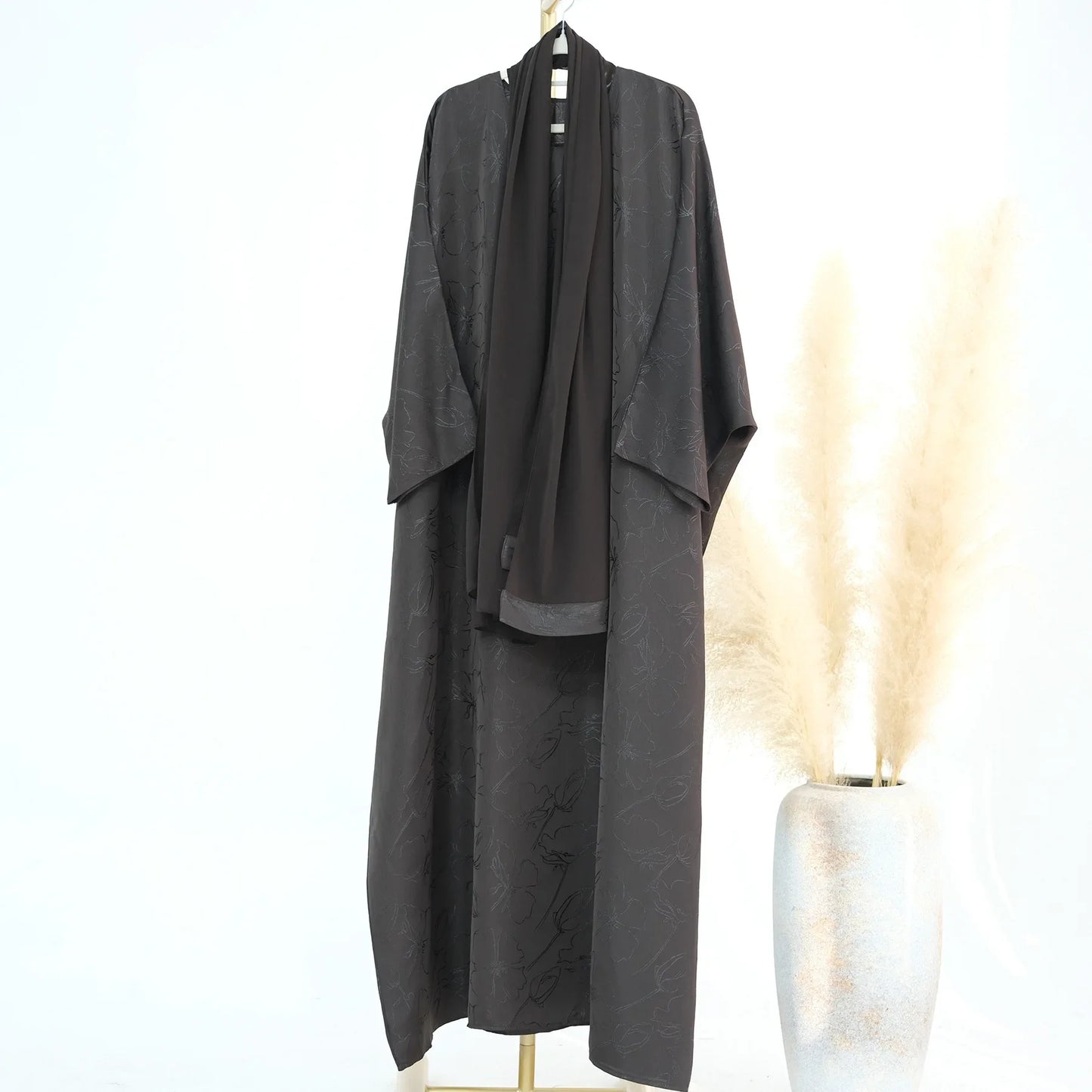 Abaya Femme Minimaliste Élégante – Confort & Style au Quotidien
