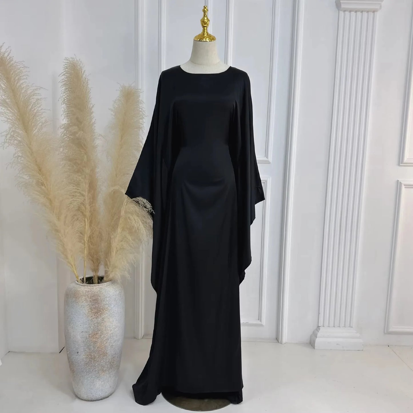 Abaya Femme Satin Élégance – Légèreté et Brillance pour Cérémonie