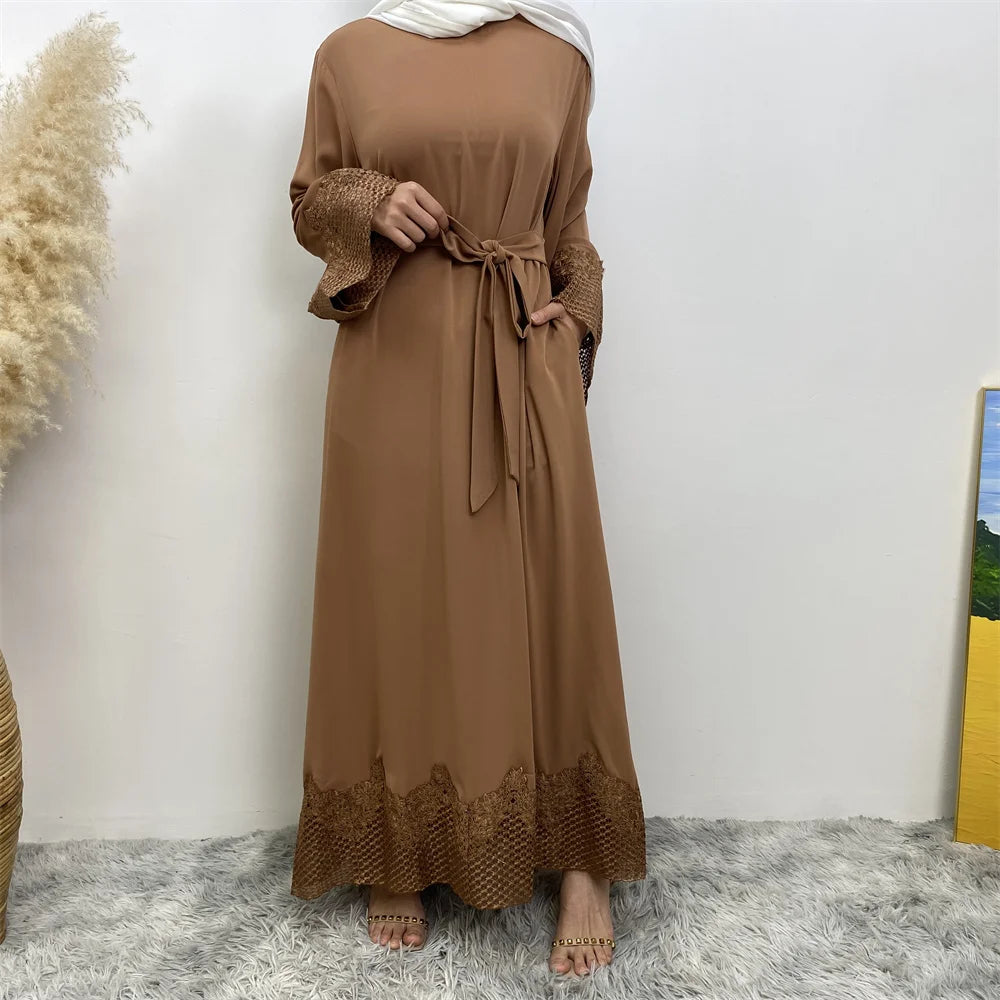 Abaya Femme Turkey Élégance – Dentelle Raffinée & Fluidité
