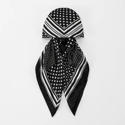 Foulard Hijab en Satin de Soie Imprimé pour Femme – Élégance & Confort
