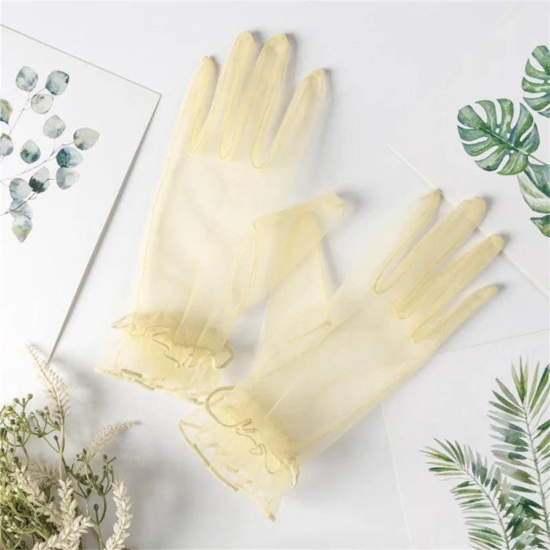Gants Courts en Voile Transparent – Détails Pois et Nœud Élégant