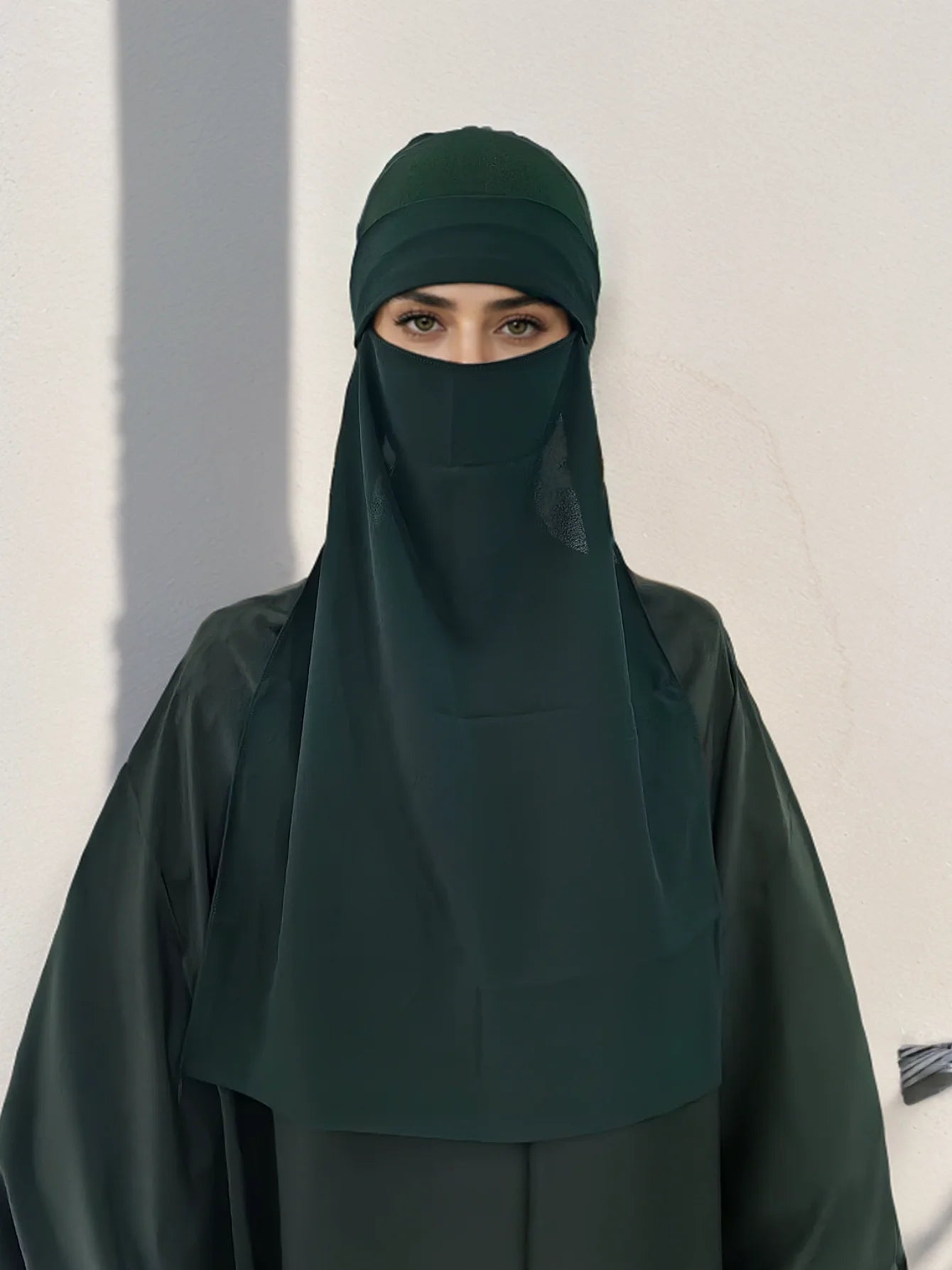 Niqab Femme Léger et Élégant – Couverture Complète et Confort Optimal
