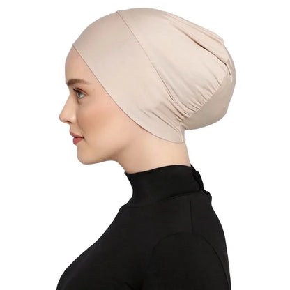 Bonnet Sous Hijab Femme – Accessoire Polyvalent et Tendance