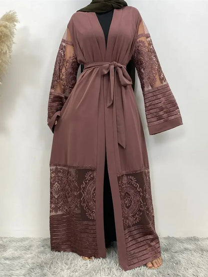 Abaya Femme Luxe Broderies Or – Élégance Royale et Raffinement