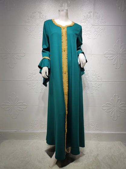 Abaya Femme Haute Couture – Élégance Modeste & Détails Dorés