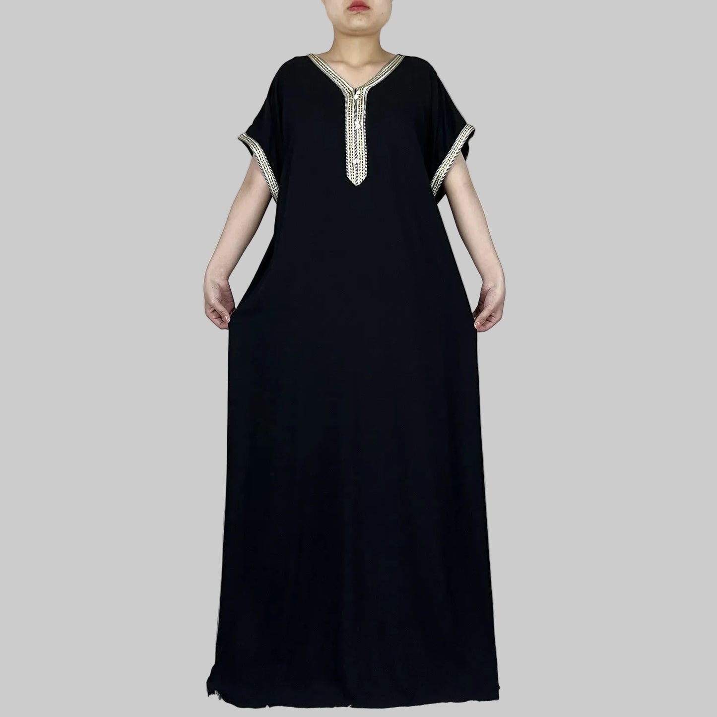 Kaftan Femme Traditionnel  – Élégance Modeste & Détails Sublimes