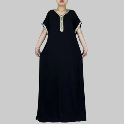 Kaftan Femme Traditionnel  – Élégance Modeste & Détails Sublimes