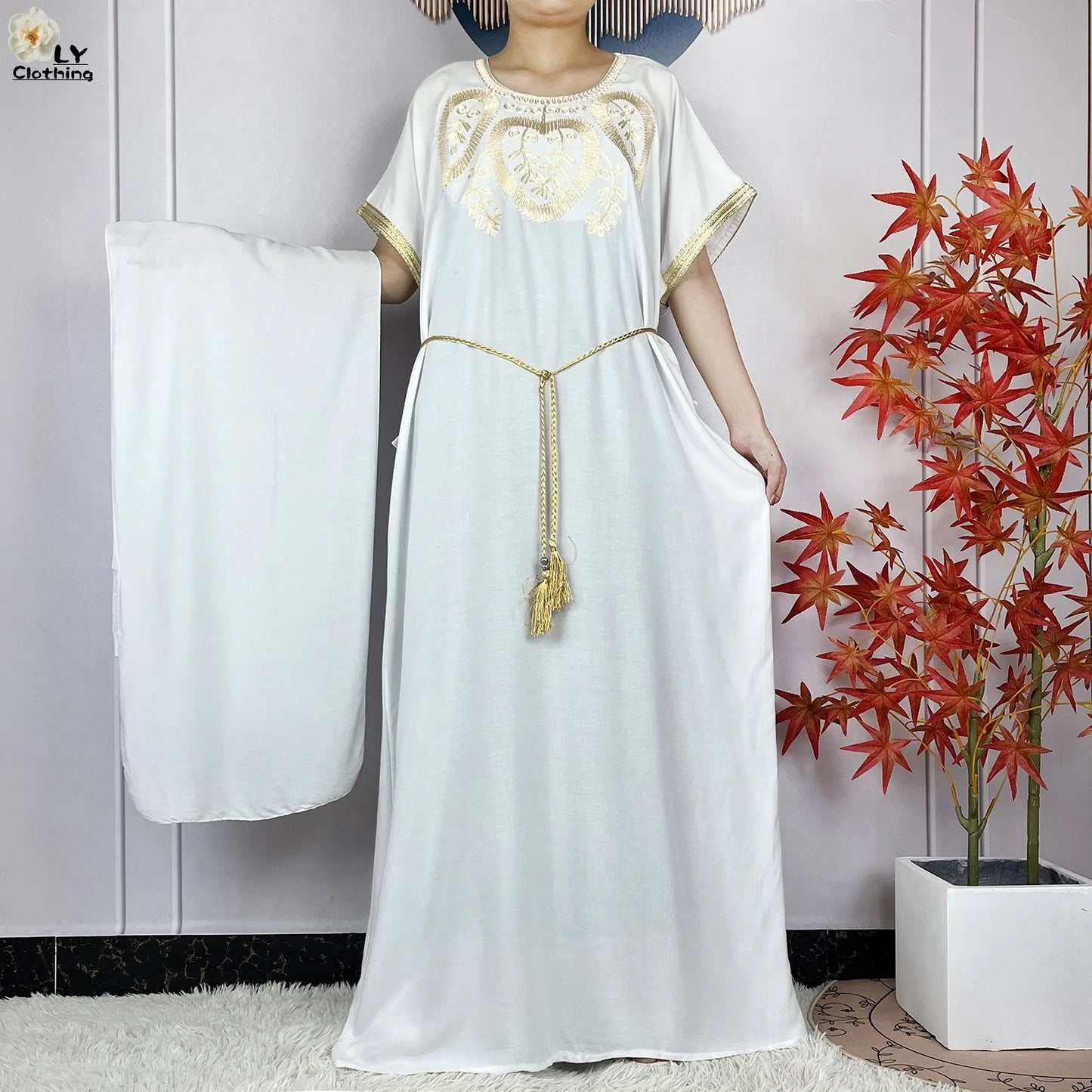 Kaftan Femme Traditionnel  – Élégance Modeste & Détails Sublimes