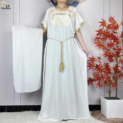 Kaftan Femme Traditionnel  – Élégance Modeste & Détails Sublimes