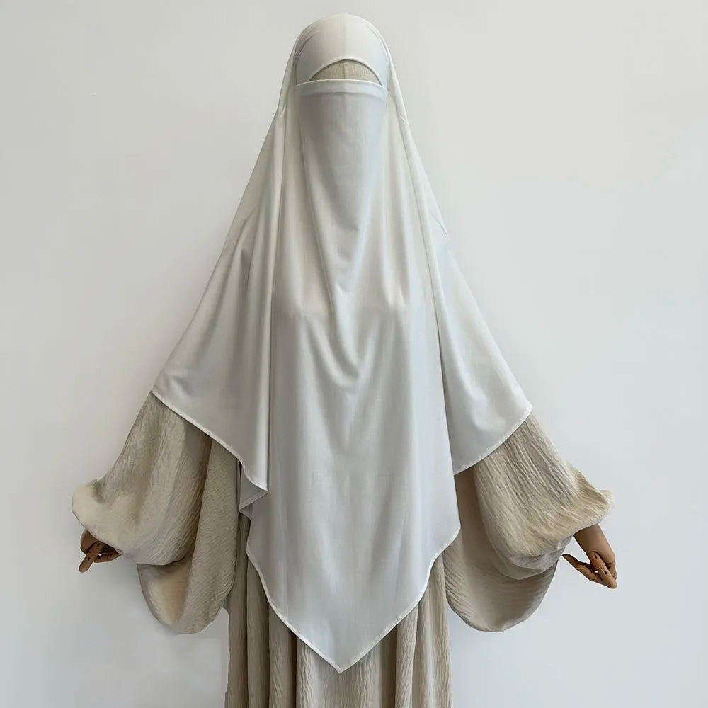 Khimar Femme Haute Qualité – Voile Long et Fluide