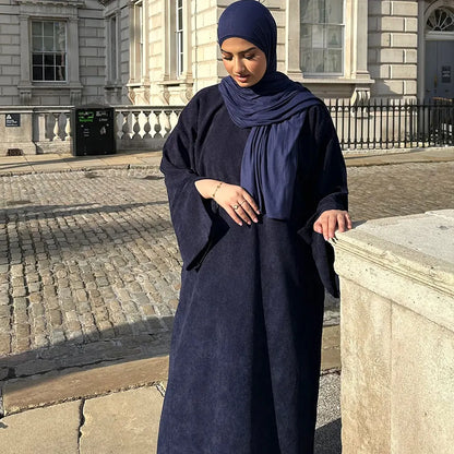 Abaya Femme Longue Hiver – Élégance & Chaleur pour la Saison Froide