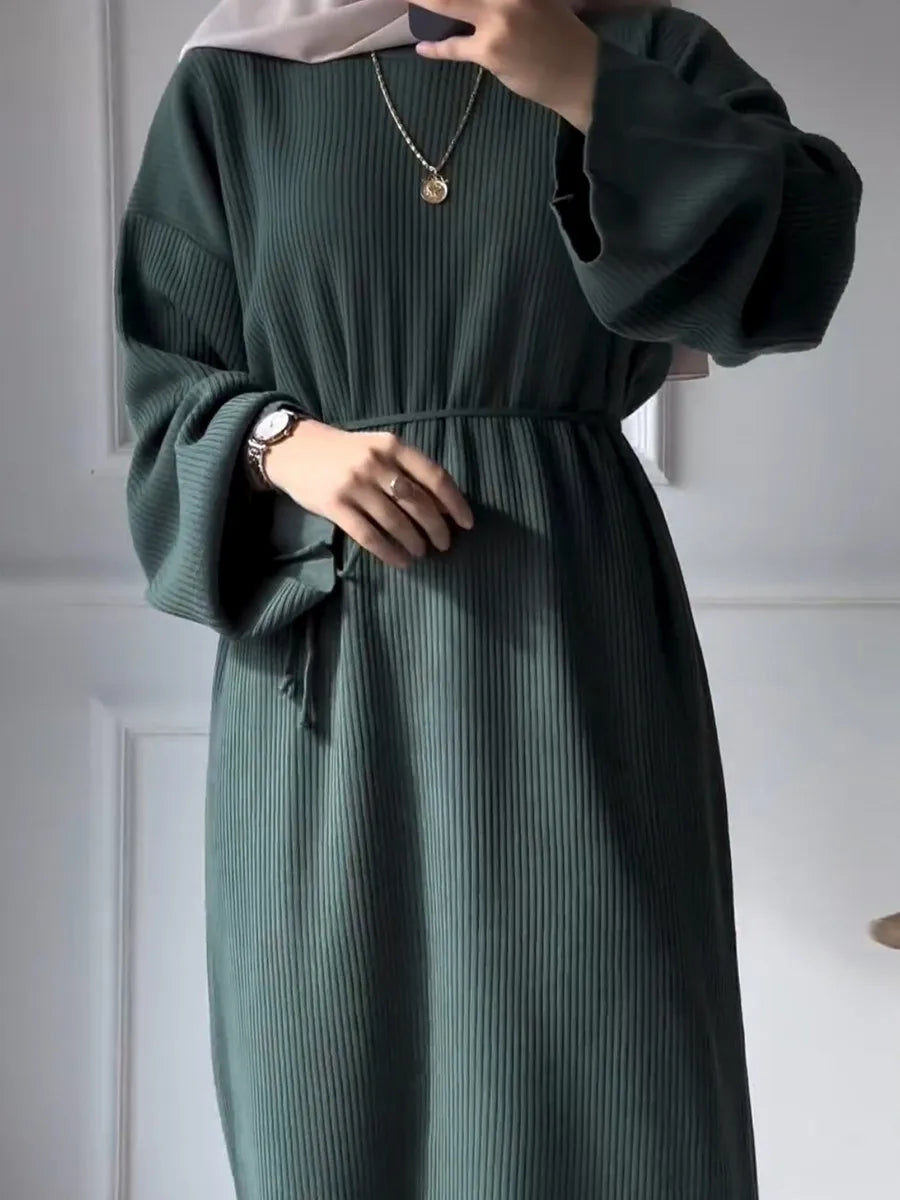 Abaya Femme  Dubai Hiver – Élégance et Chaleur pour la Saison