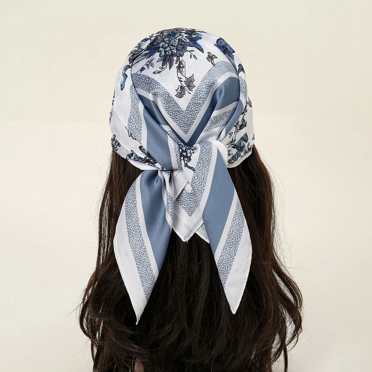 Foulard Femme Satiné Fleuri – Élégance Modeste & Raffinée