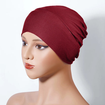 Bonnet Sous Hijab Femme – Accessoire Polyvalent et Tendance