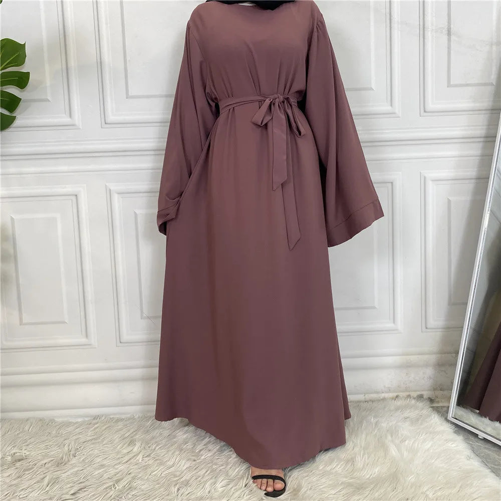 Abaya Femme Kaftan Modeste – Élégance Minimaliste et Confort Absolu