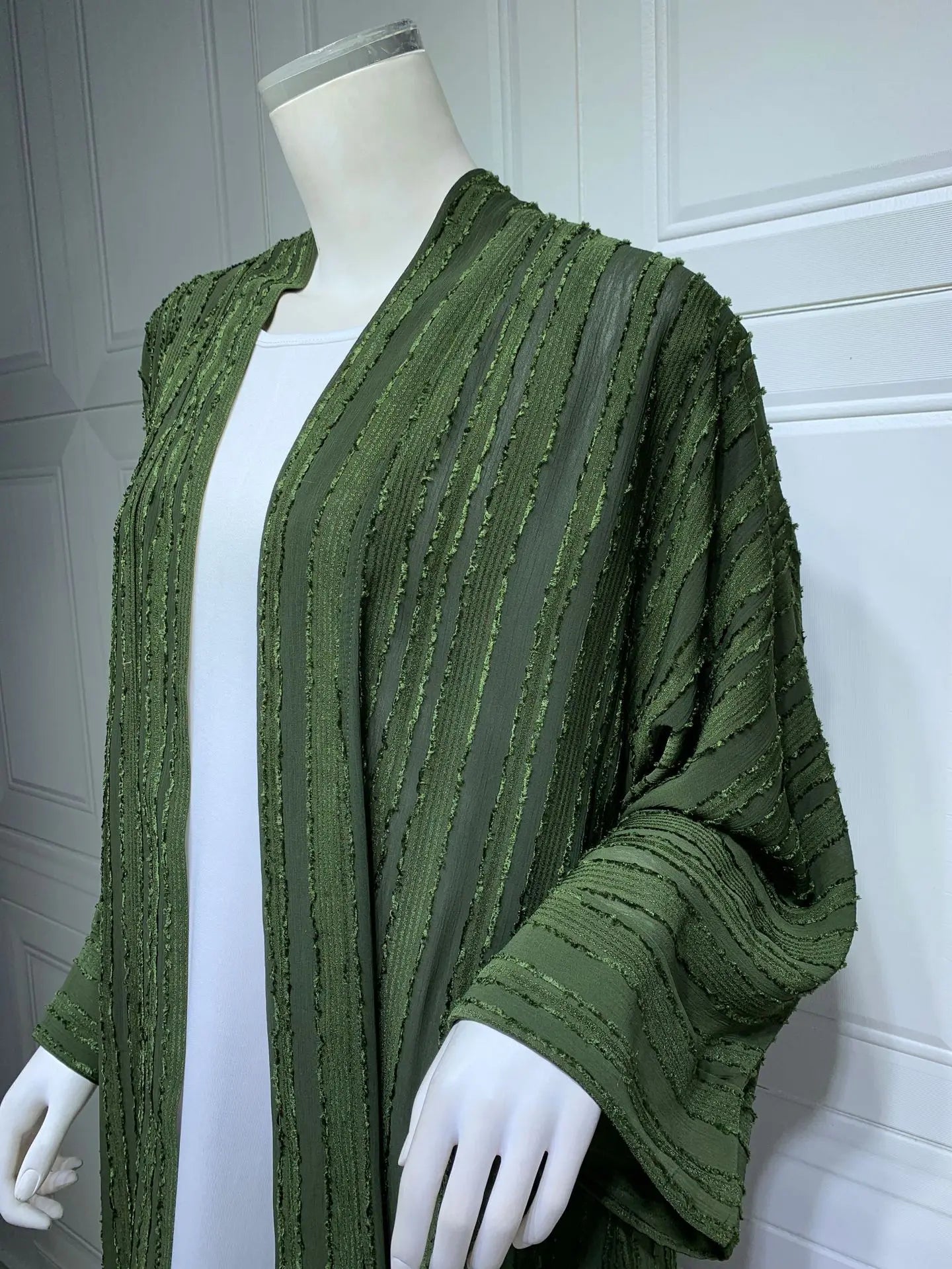 Abaya Femme Kimono Élégant – Légèreté et Chic pour Toutes les Occasions