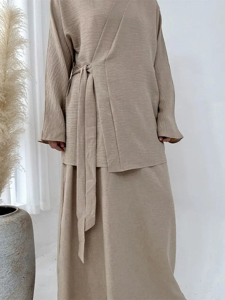 Abaya Femme Modeste 2 Pièces – Élégance Minimaliste et Confort Quotidien