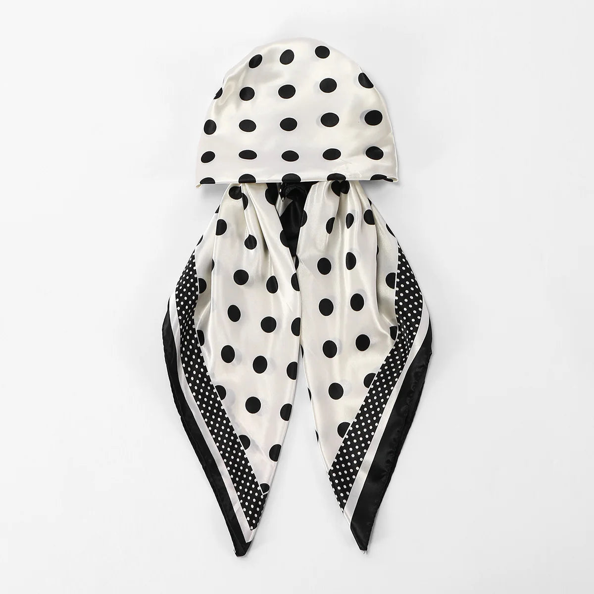 Foulard Hijab en Satin de Soie Imprimé pour Femme – Élégance & Confort