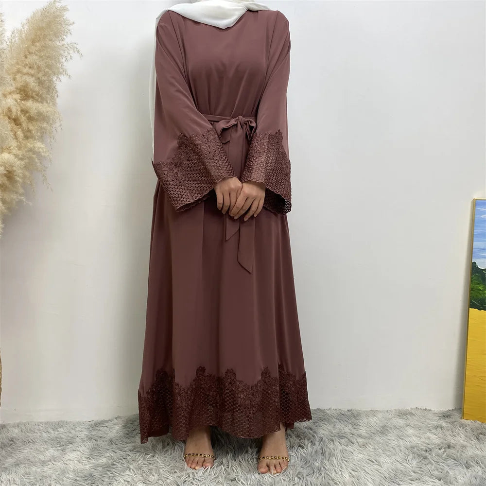 Abaya Femme Turkey Élégance – Dentelle Raffinée & Fluidité