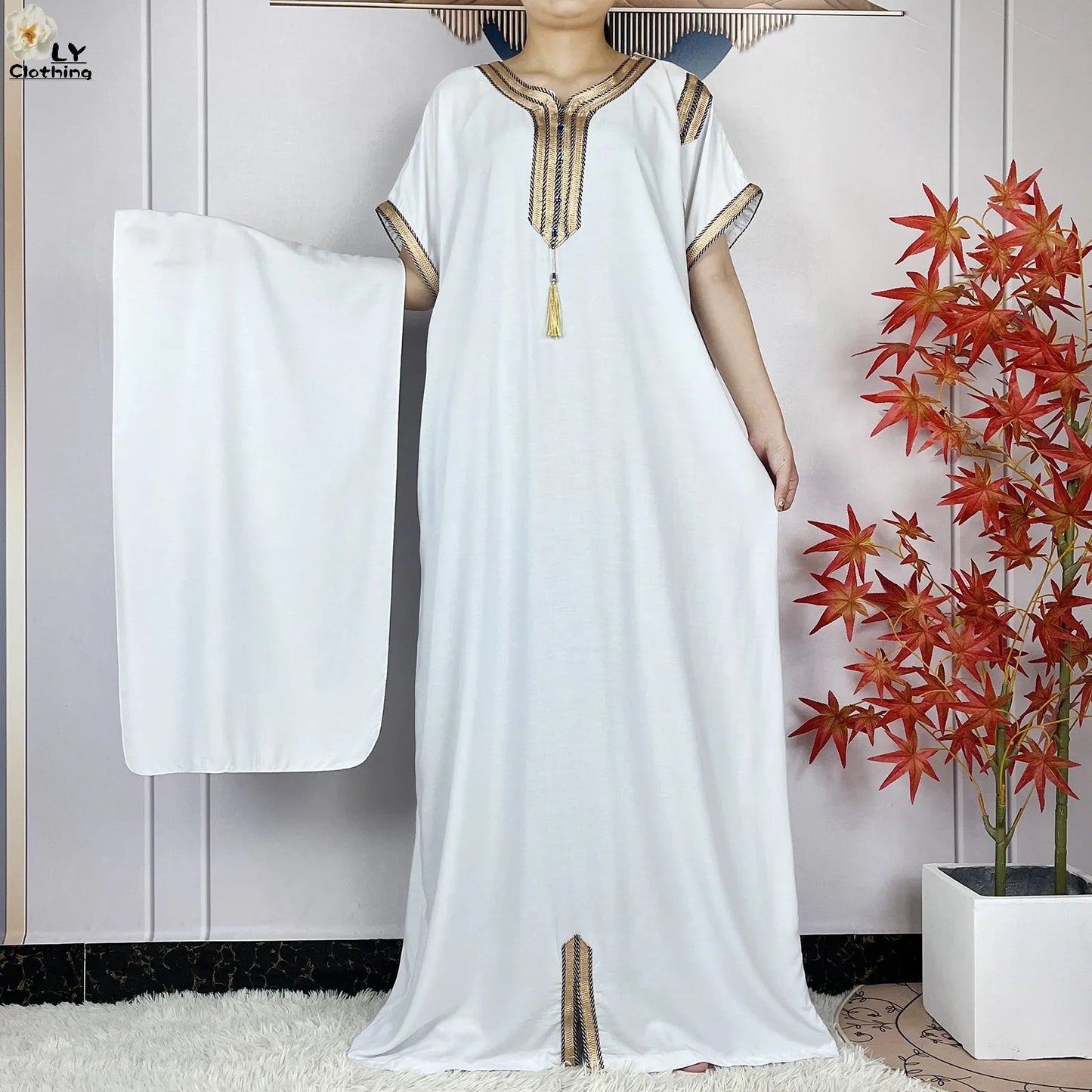 Kaftan Femme Traditionnel  – Élégance Modeste & Détails Sublimes