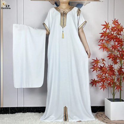 Kaftan Femme Traditionnel  – Élégance Modeste & Détails Sublimes