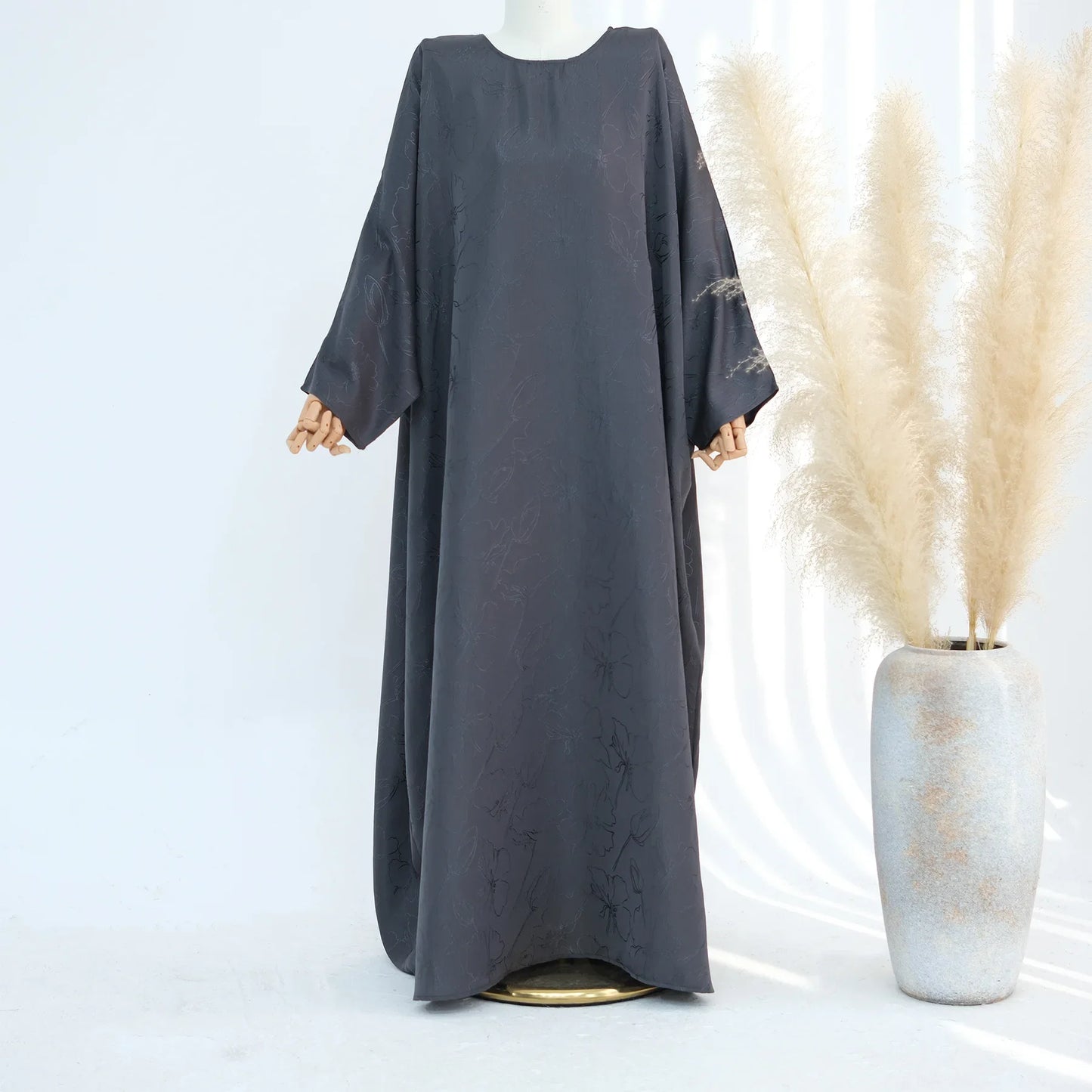 Abaya Femme Minimaliste Élégante – Confort & Style au Quotidien