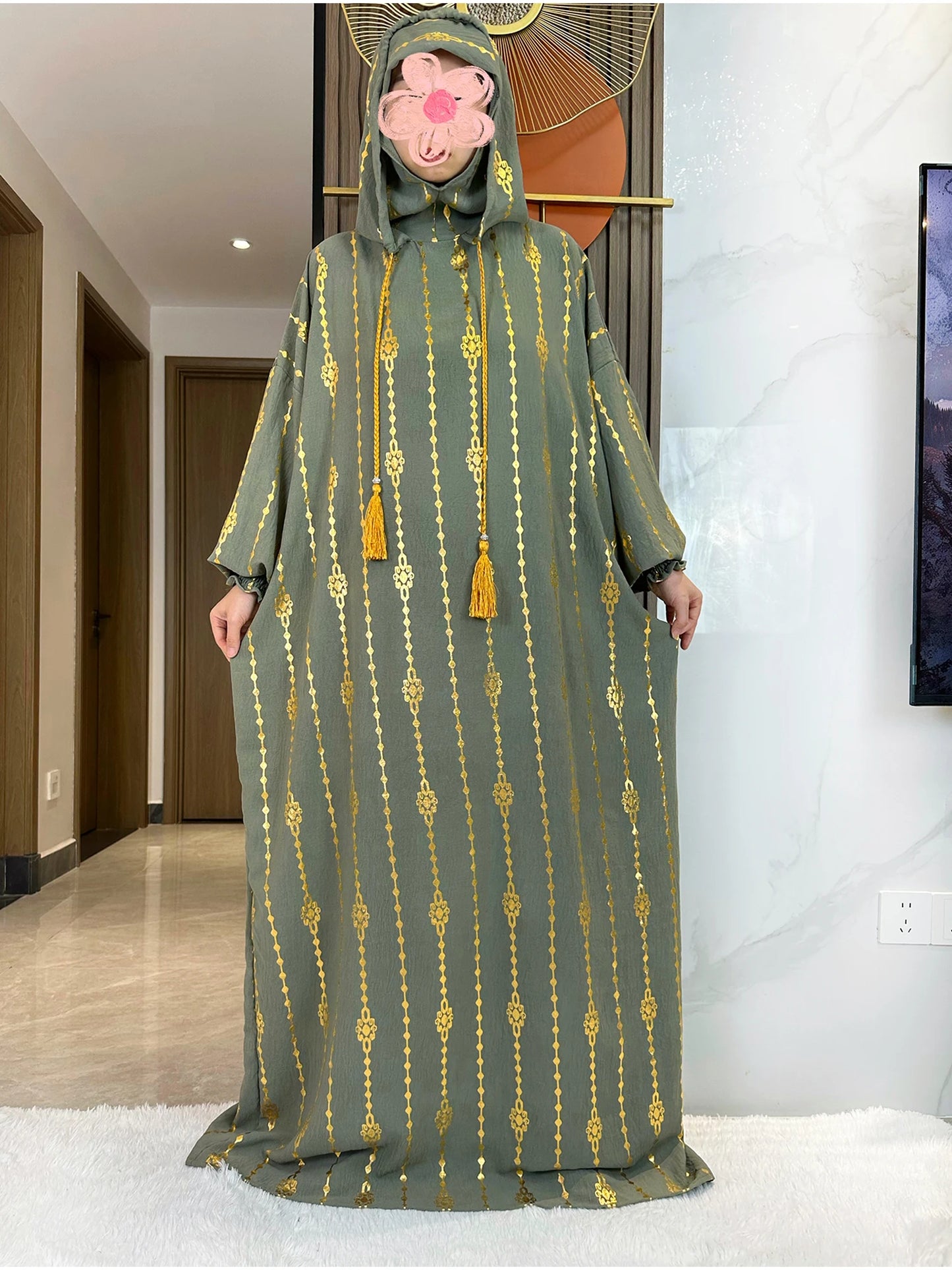 Abaya Femme en Coton – Élégance et Confort au Quotidien