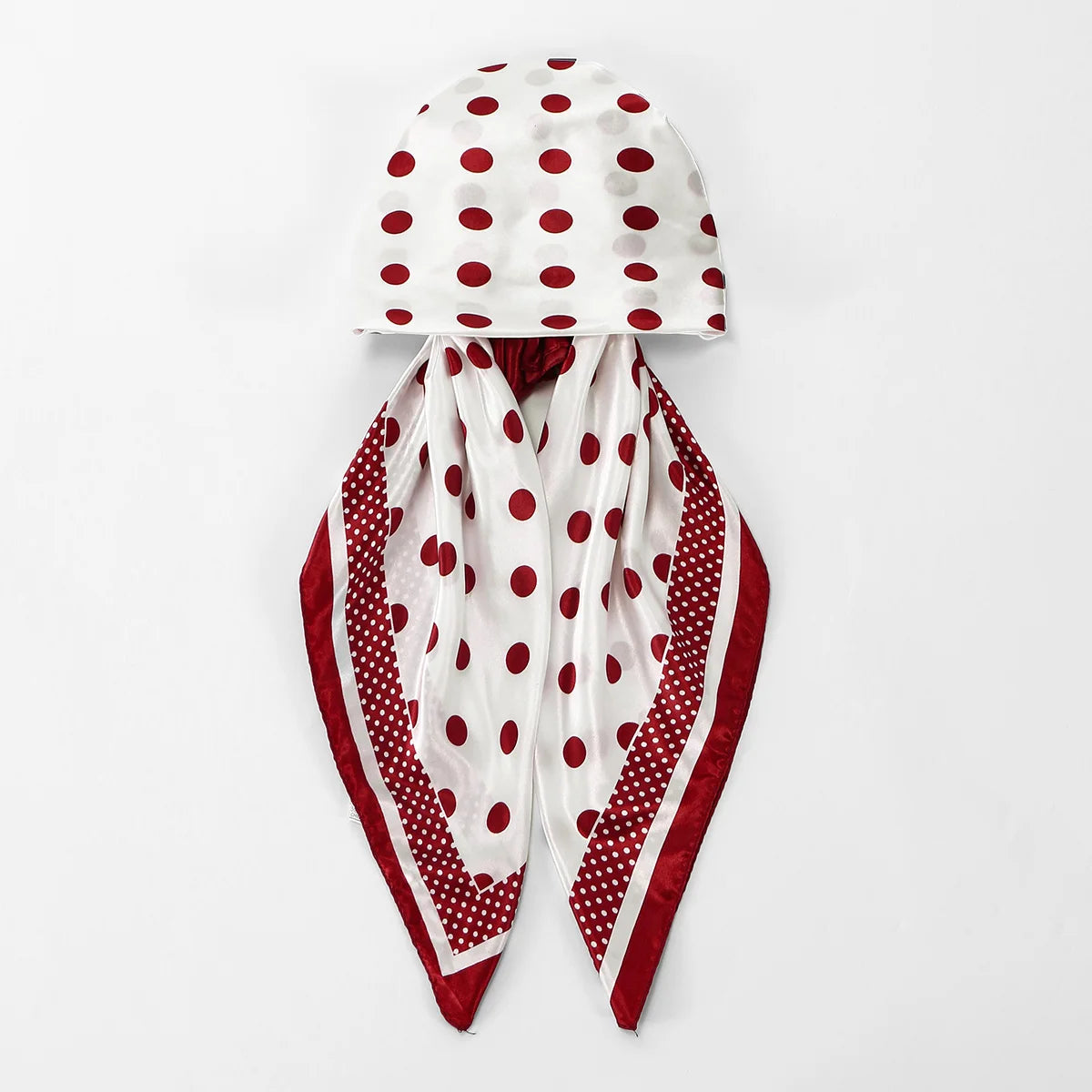 Foulard Hijab en Satin de Soie Imprimé pour Femme – Élégance & Confort