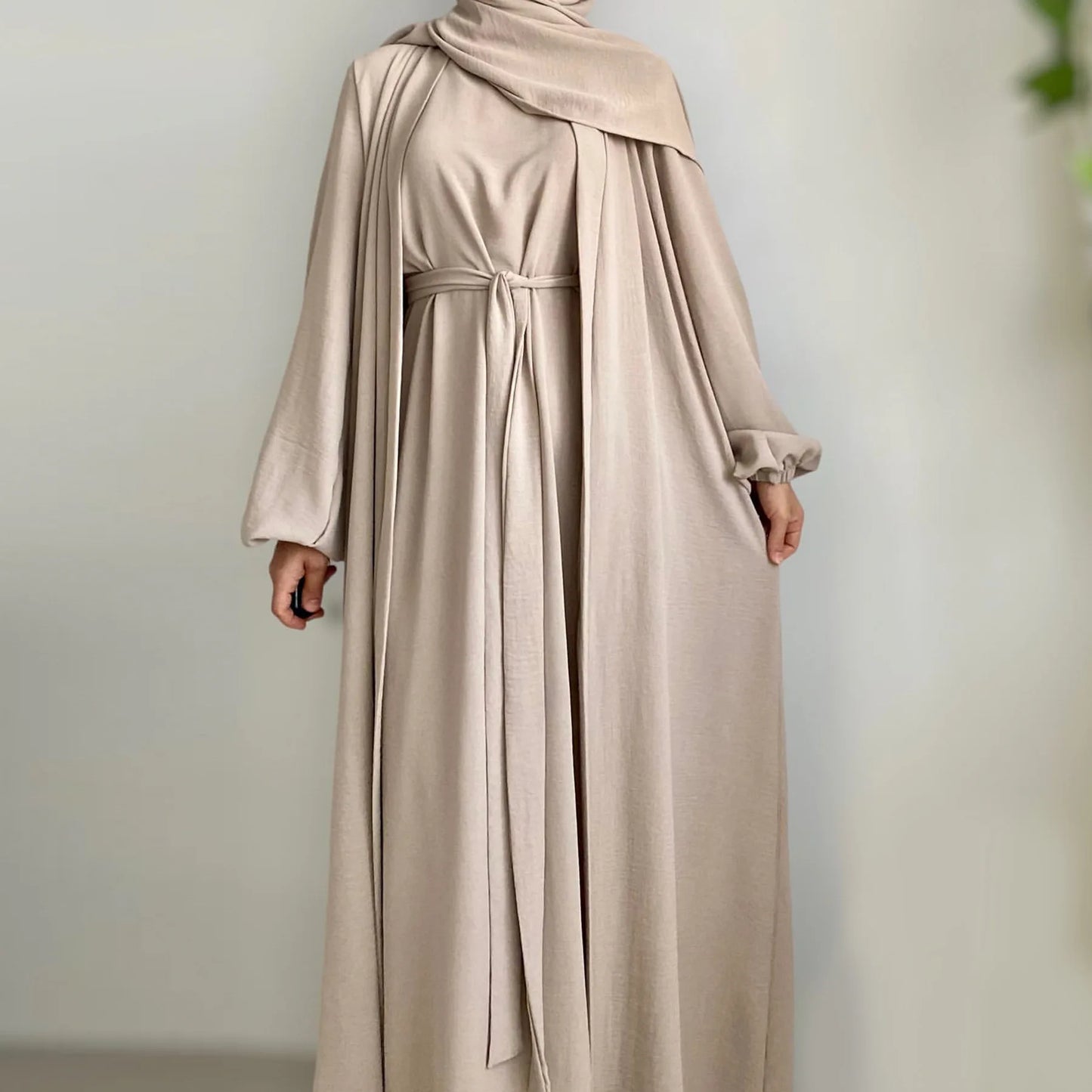 Abaya Femme Cardigan 2 Pièces – Élégance Polyvalente et Confort Absolu