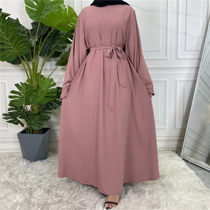 Abaya Femme Kaftan Modeste – Élégance Minimaliste et Confort Absolu
