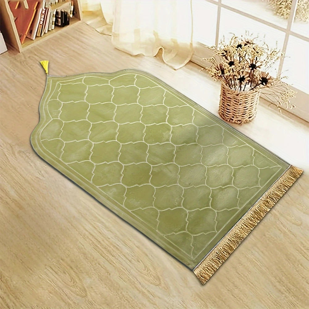 Tapis de Prière Matelassé – Élégant & Finition Dorée